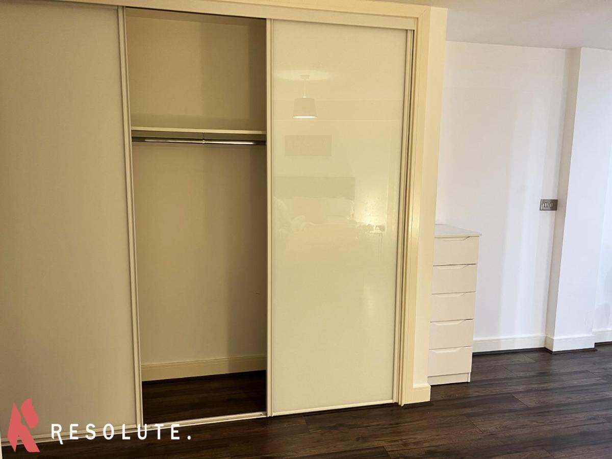 Newly Renevated Historic 1 Bedroom Apartment - Jewellery Quarter Central Бирмингам Екстериор снимка